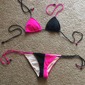 Victoria’s Secret Colorblock bikini
